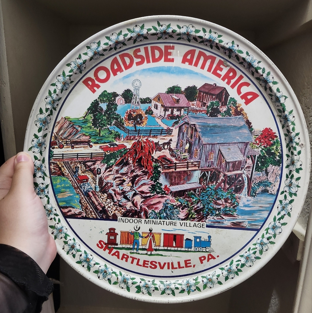 Vintage America Roadside America Decorative Plate - Red,‎ Blue, Green